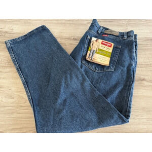 NWT Wrangler Men's Reg. Fit Straight Leg Denim Jeans - Size 40 x 30